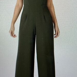 Julia Jordan Green Jumpsuit size 2